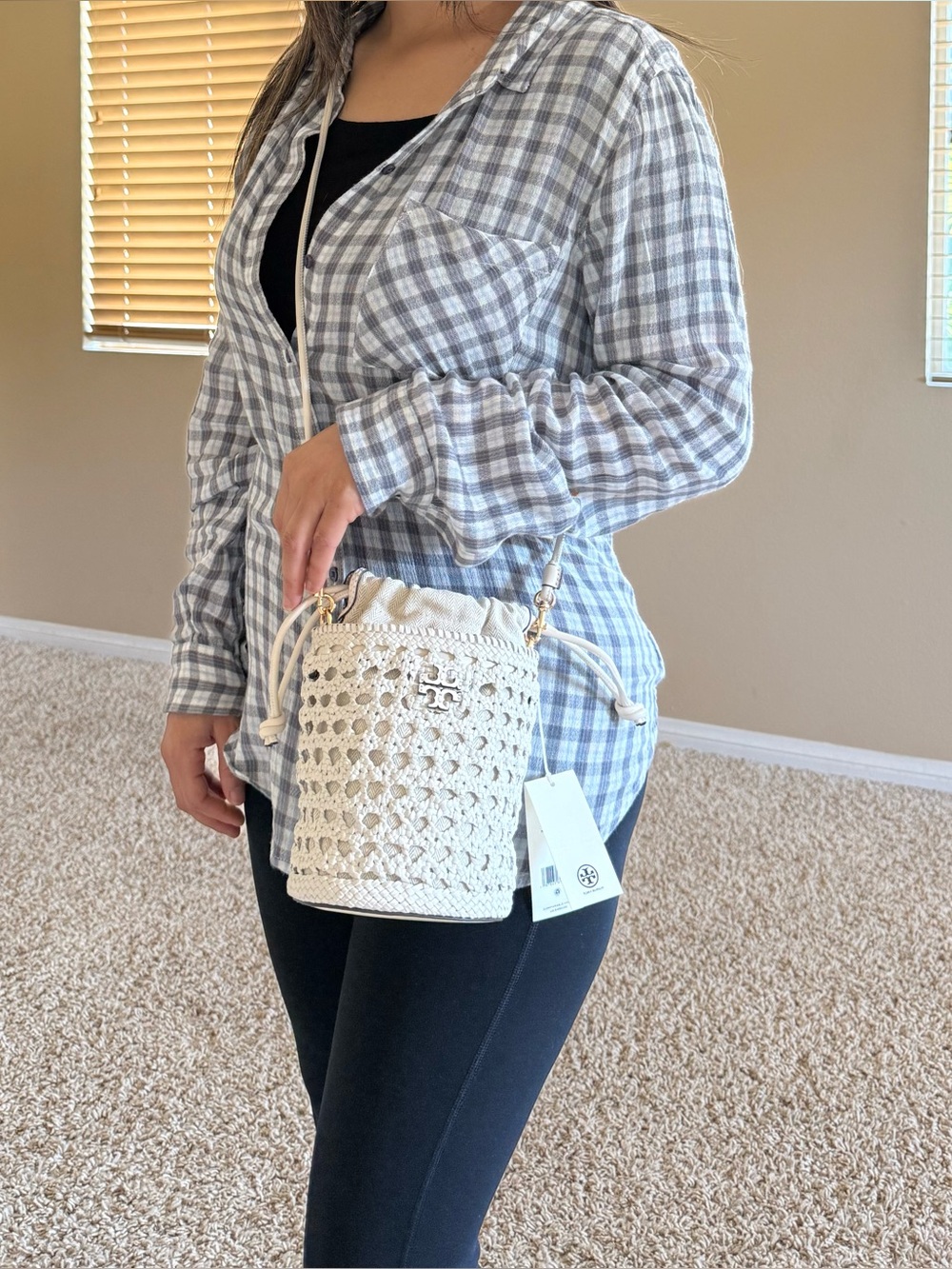 NWT tory burch woven bucket crossbody bag new ivory $450 - Picture 12 of 14